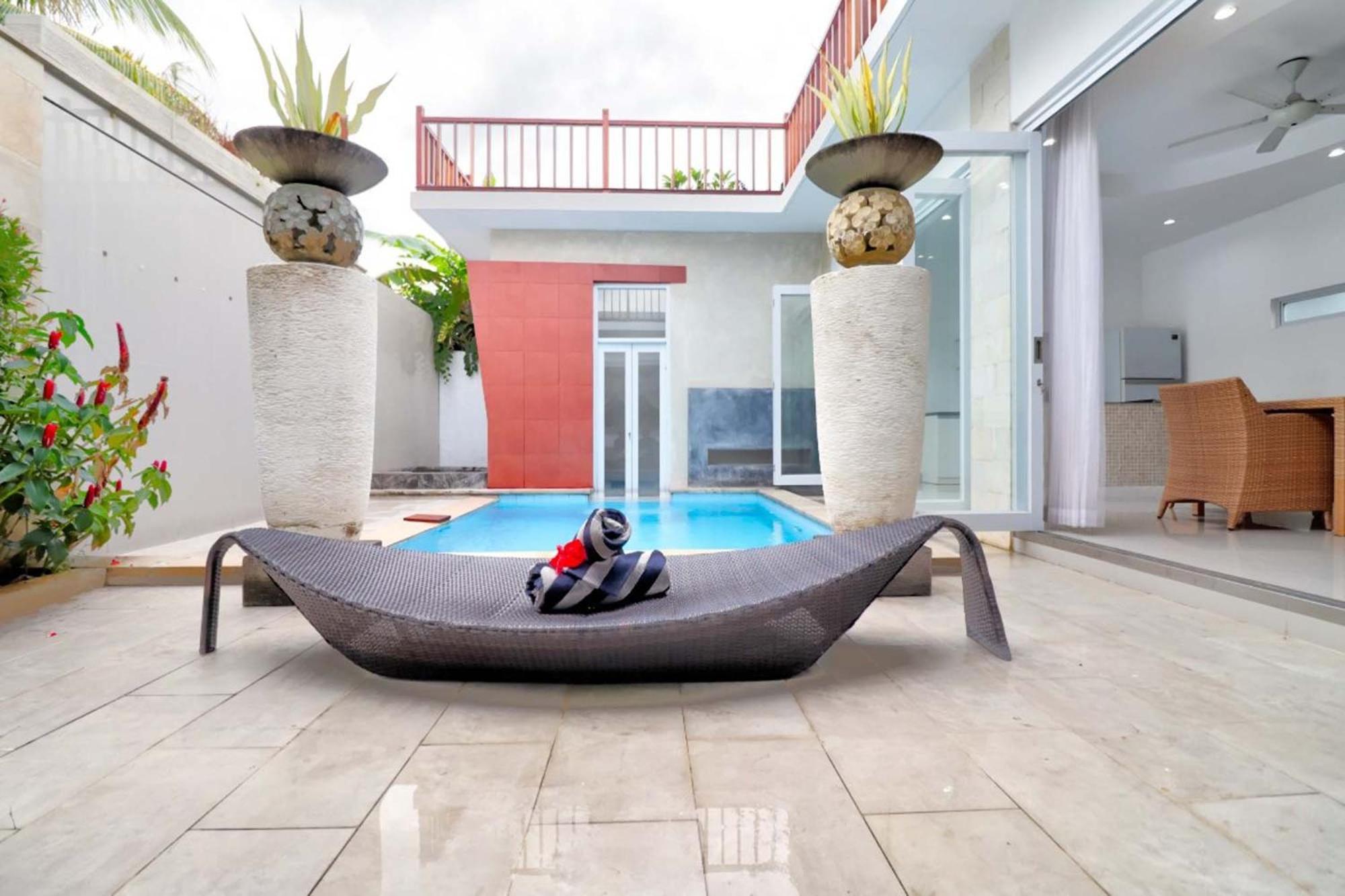 Swan Villa *