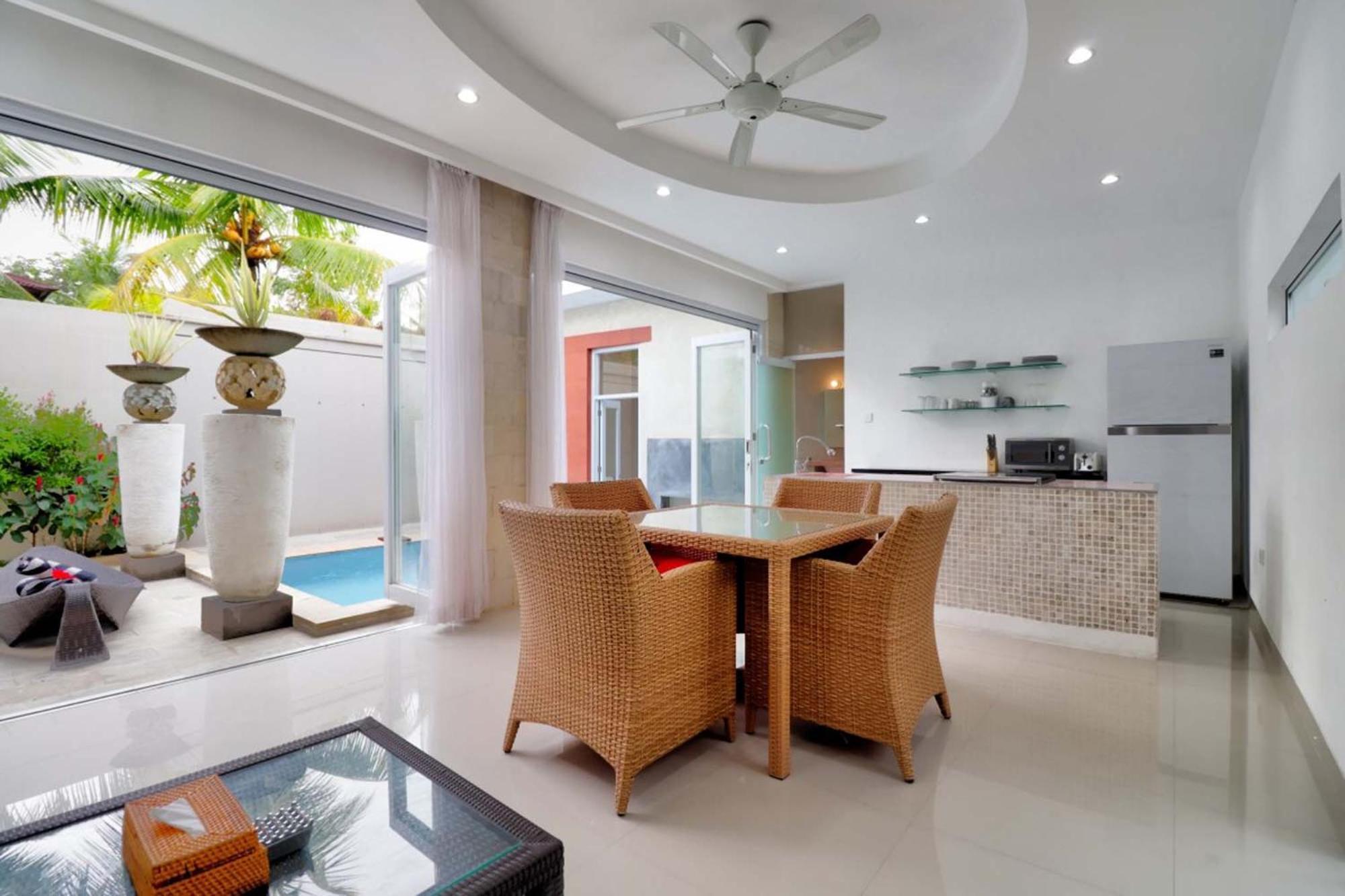 Swan Villa
