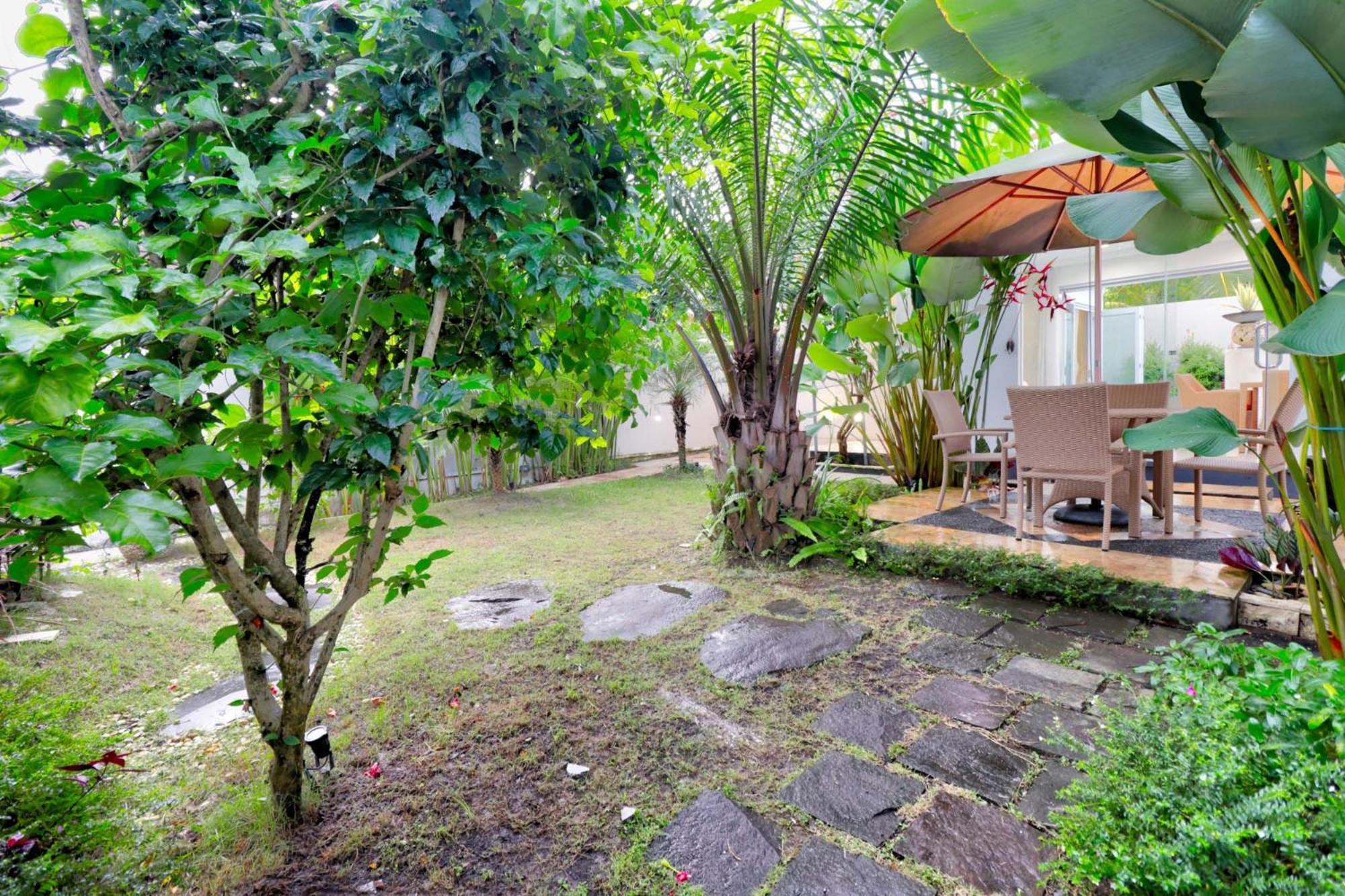 Swan Villa *